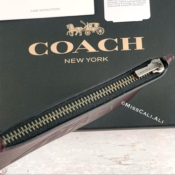 NWT COACH x Star Wars Leather Zip Card Case w/ Motif - Picture 4 of 11